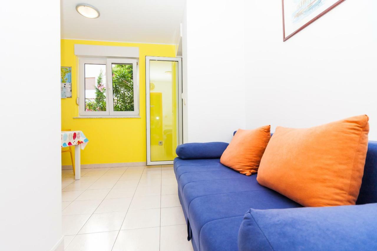• Lungomare Beach Apartment Pula • Exterior foto